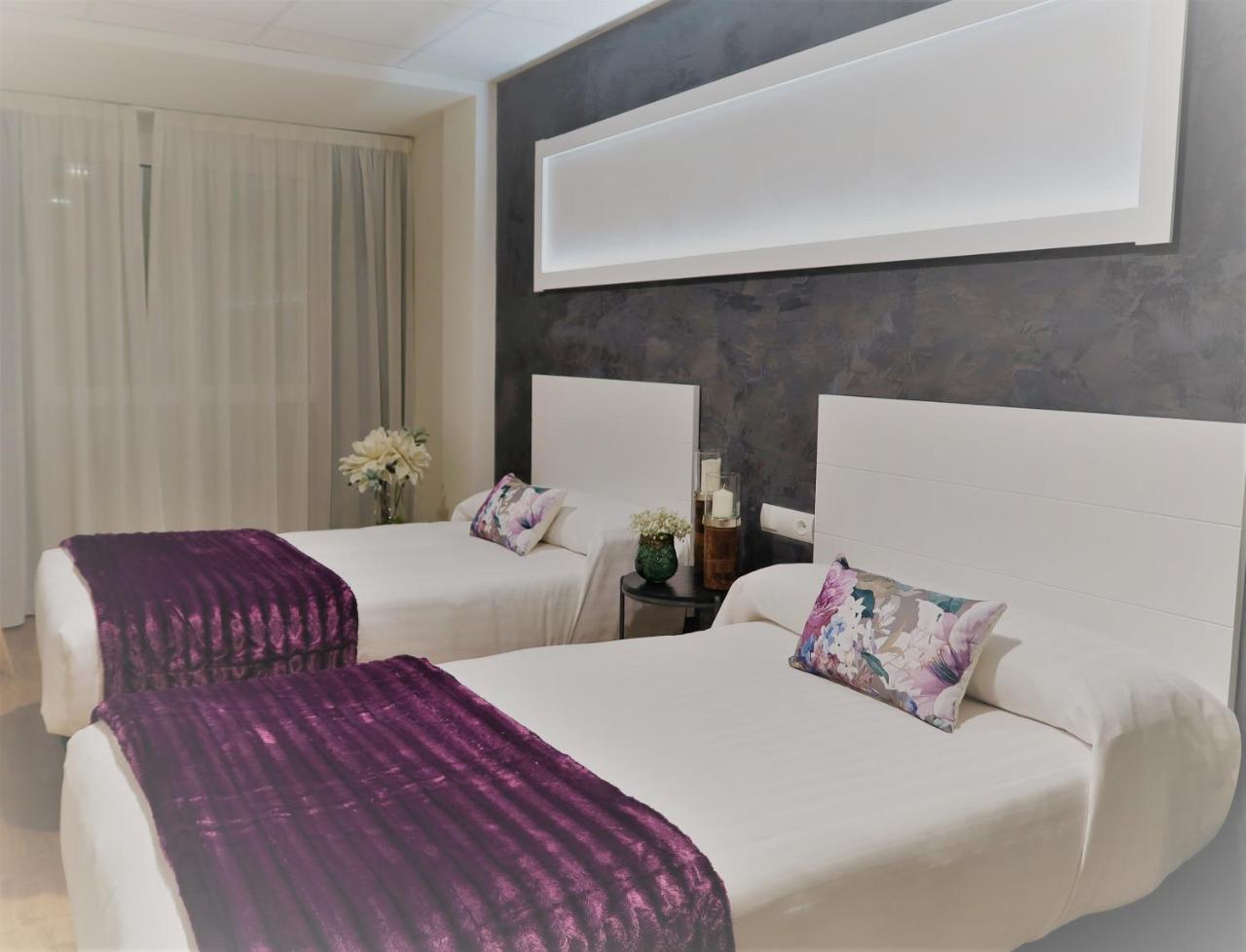 Hotel Malecon O Barco de Valdeorras Ngoại thất bức ảnh